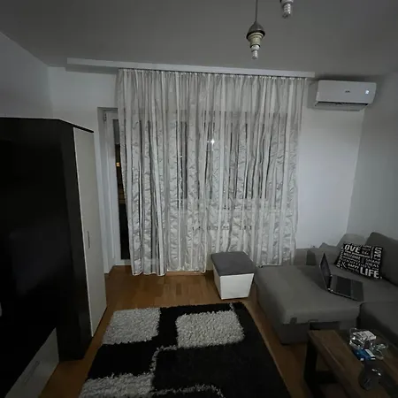 Apartment Stan Na Dan Belgrade